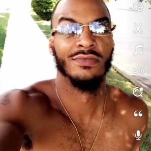 Meet your Posher, Mark